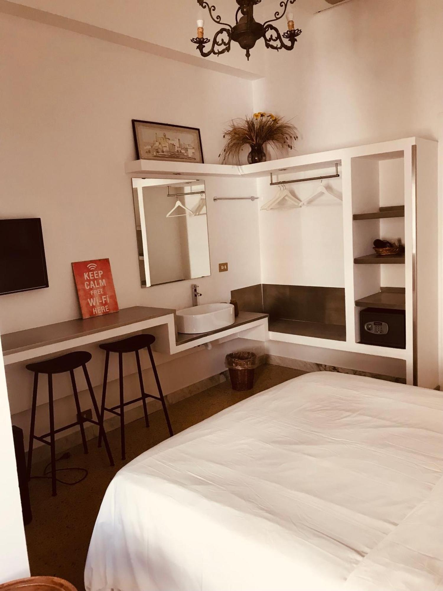 Donna Franca Bed and Breakfast Λέτσε Εξωτερικό φωτογραφία
